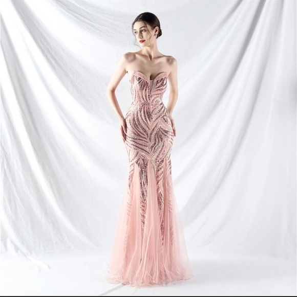 Pink, Striped Print,  Backless,  Sleeveless,  Contrast Sequined Mermaid … - Picture 5 of 16